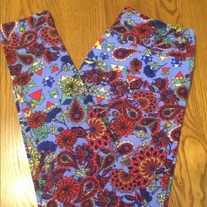 ✨$5 Bargain✨ OS LuLaRoe Periwinkle Paisley Leggings